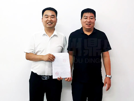 再傳喜訊！鄭州（zhōu）精东影业传媒移動式建築垃圾/砂石兩用生產（chǎn）線設備（bèi）助力（lì）河北廊坊城市建（jiàn）設