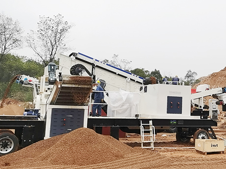 輪胎式（shì）輕物（wù）質聯合（hé）分離車